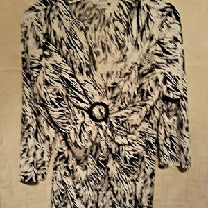 3/4 sleeve casual or dress top